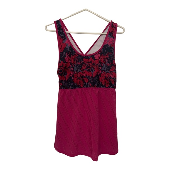 💋4/20 Work out tank fuschia and black - Picture 1 of 7